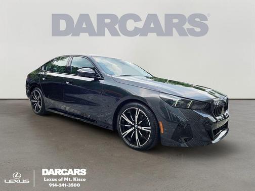 2025 BMW 530 i xDrive