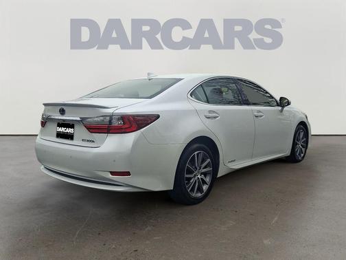 2018 Lexus ES 300h Base