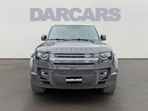 2024 Land Rover Defender V8