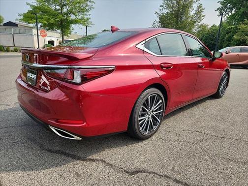 2025 Lexus ES 350 Premium