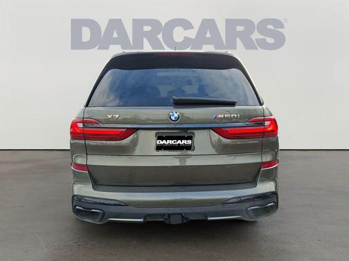 2022 BMW X7 M50i
