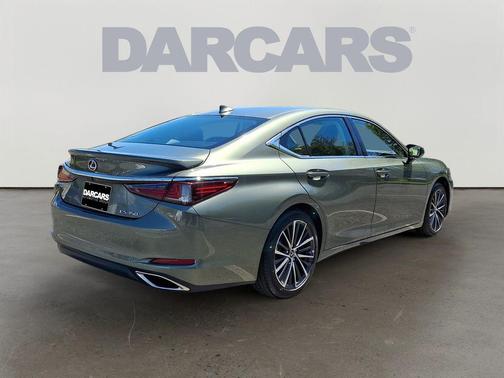 Sunlit Green 2025 Lexus ES 350 Premium