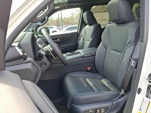 2024 Lexus LX 600 Premium