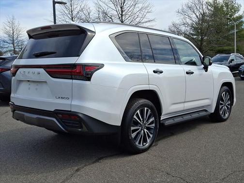 2024 Lexus LX 600 Premium