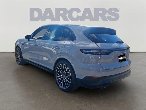 2022 Porsche Cayenne Cayenne