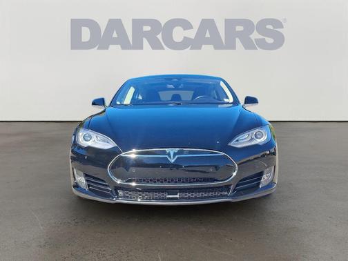2015 Tesla Model S 70D