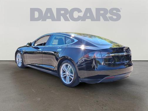 2015 Tesla Model S 70D
