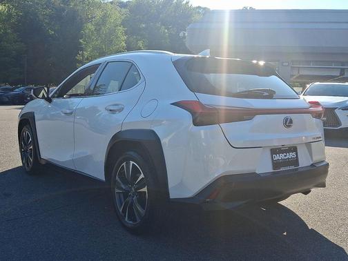 2020 Lexus UX 250h Base