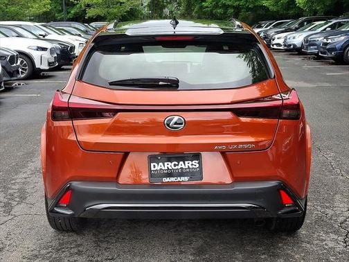 2024 Lexus UX 250h F Sport