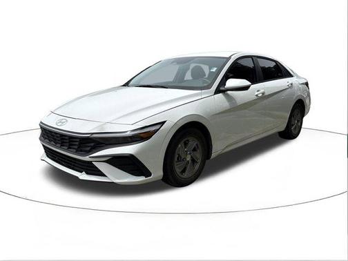 Serenity White 2025 Hyundai ELANTRA SE
