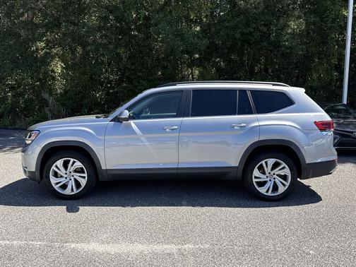 Pyrite Silver Metallic 2021 Volkswagen Atlas 3.6L SE w/Technology