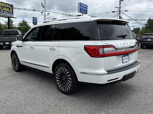 Pristine White 2021 Lincoln Navigator Black Label