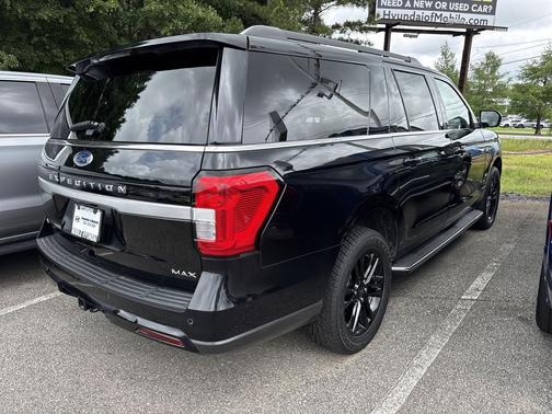 Agate Black Metallic 2023 Ford Expedition Max XLT