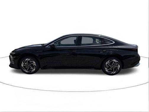 Abyss Black 2026 Hyundai SONATA SEL