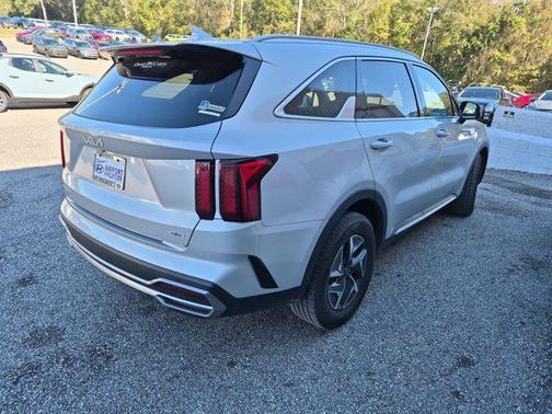 2023 Kia Sorento Hybrid EX