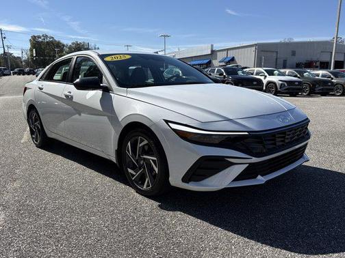 2025 Hyundai ELANTRA Sport