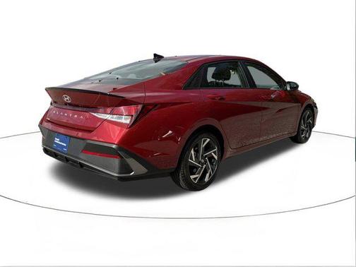 2025 Hyundai ELANTRA Sport