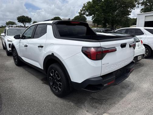 Ice White 2022 Hyundai SANTA CRUZ SEL