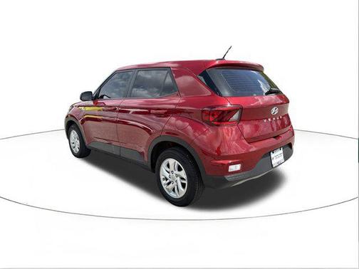 2025 Hyundai VENUE SE