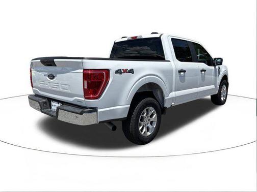 Oxford White 2023 Ford F-150 XLT