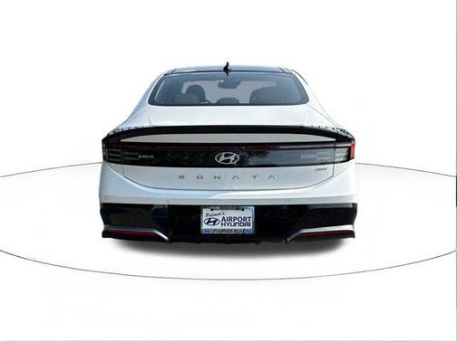 2025 Hyundai SONATA Hybrid Limited