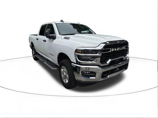 Bright White Clearcoat 2025 RAM 2500 Big Horn Crew Cab 4x4 6'4' Box