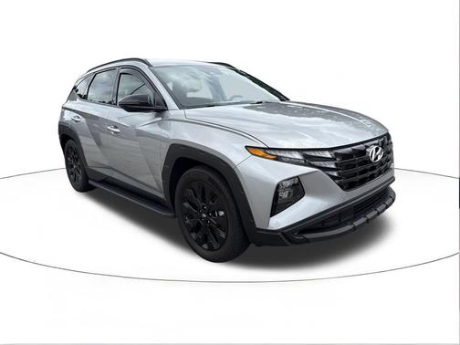 Shimmering Silver 2024 Hyundai TUCSON XRT