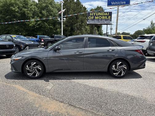 Ecotronic Gray 2025 Hyundai ELANTRA Sport