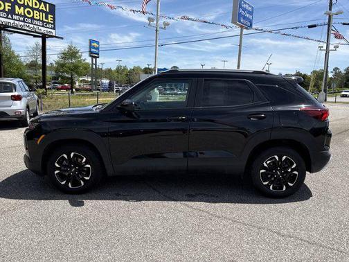 Mosaic Black Metallic 2023 Chevrolet Trailblazer LT