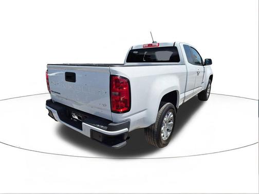 Summit White 2022 Chevrolet Colorado LT