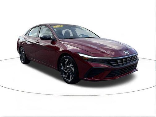 2025 Hyundai ELANTRA Sport