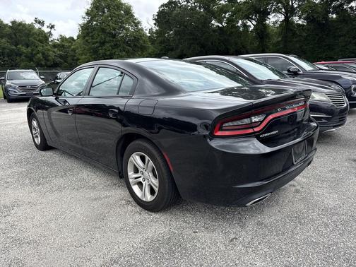Pitch Black Clearcoat 2020 Dodge Charger SXT