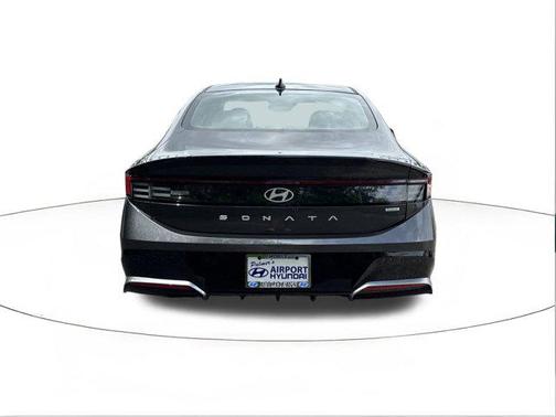 2025 Hyundai SONATA Hybrid SE