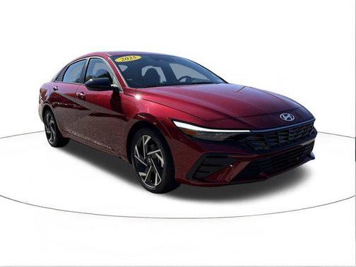 2025 Hyundai ELANTRA Sport