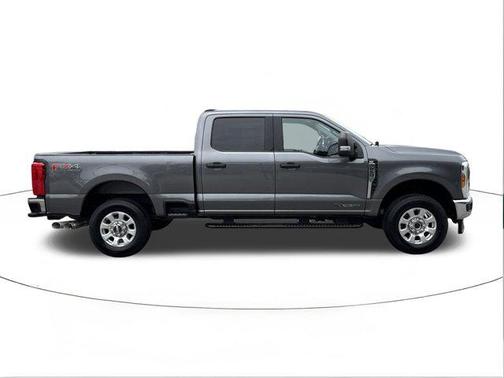 Carbonized Gray Metallic 2024 Ford F-250 XLT