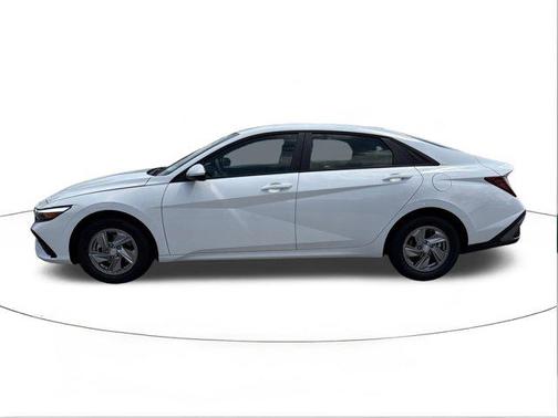 Serenity White 2026 Hyundai ELANTRA SE
