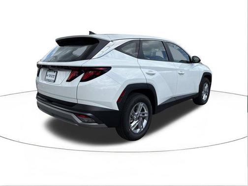 Serenity White Pearl 2026 Hyundai TUCSON SE