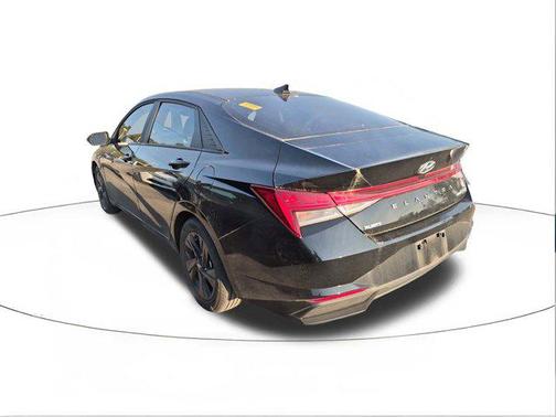 2023 Hyundai ELANTRA HEV Blue