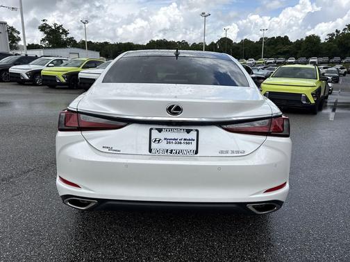 White Pearl 2019 Lexus ES 350 Ultra Luxury