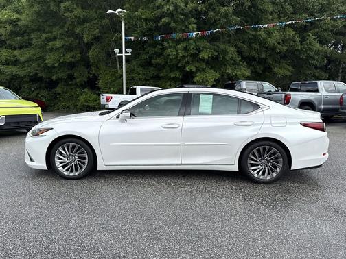 White Pearl 2019 Lexus ES 350 Ultra Luxury