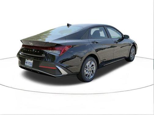 2025 Hyundai ELANTRA HEV Blue