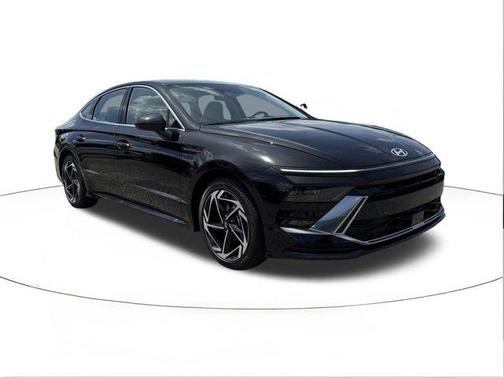 Abyss Black 2026 Hyundai SONATA SEL