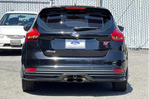2017 Ford Focus ST Base