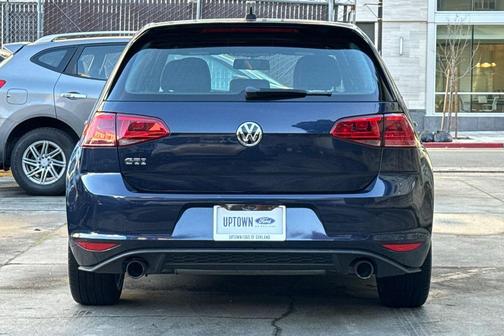 2017 Volkswagen Golf GTI 2.0T S 4-Door