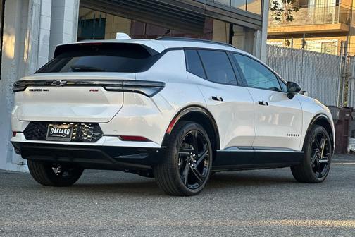 2025 Chevrolet Equinox EV RS