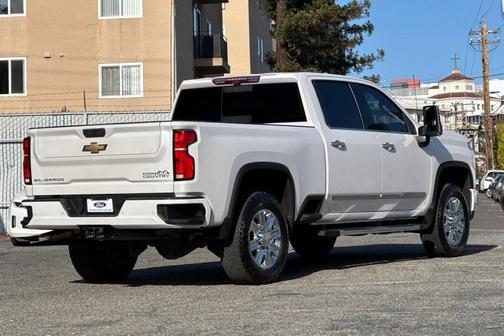 2024 Chevrolet Silverado 2500 High Country