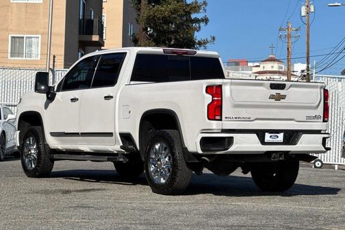 2024 Chevrolet Silverado 2500 High Country
