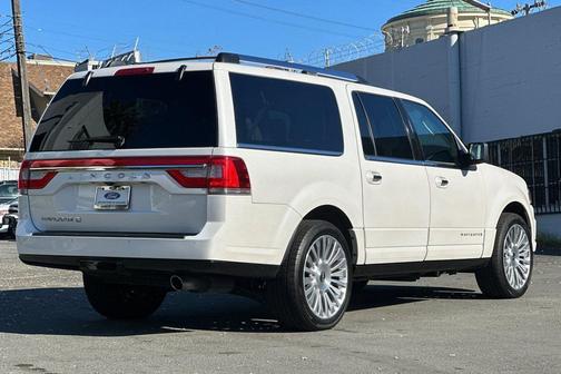 2017 Lincoln Navigator L Reserve