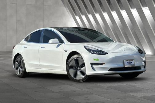 2020 Tesla Model 3 Standard Range