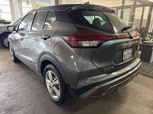 Gun Metallic 2021 Nissan Kicks S